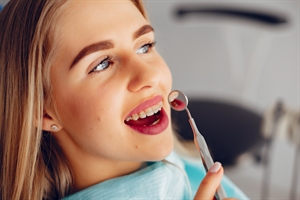Are There Any Risks Associated With Dental Cleanings? thumbnail